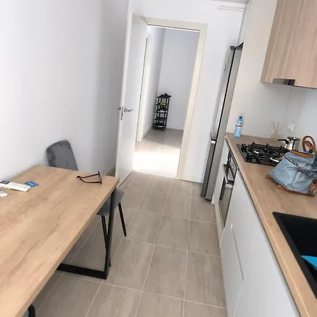 Apartment Happy Place Bucharest